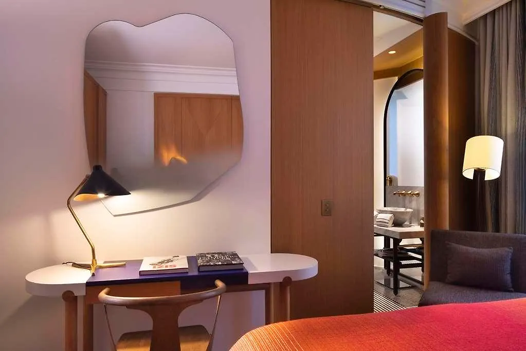 Vernet Champs Elysees Hotel