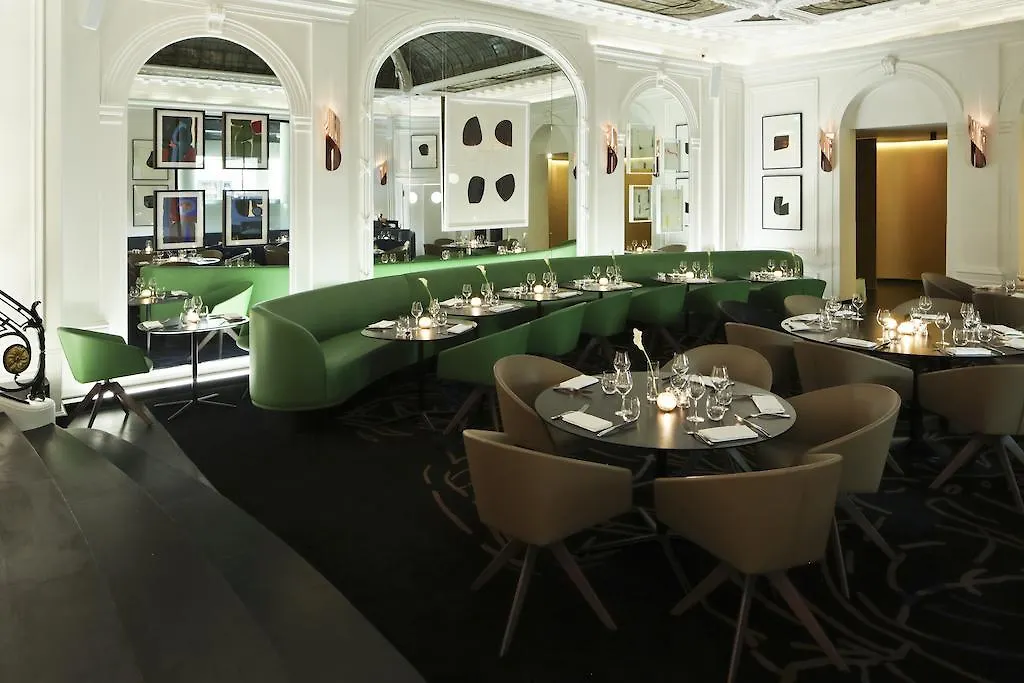 Hotel Vernet Champs Elysées